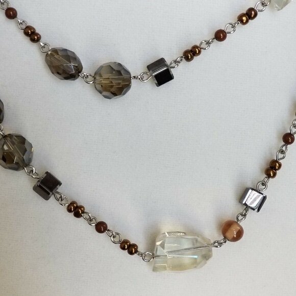 Premier Designs 42" Beaded Necklace Neutrals Silver Tone Signed Long Versatile - Picture 6 of 8